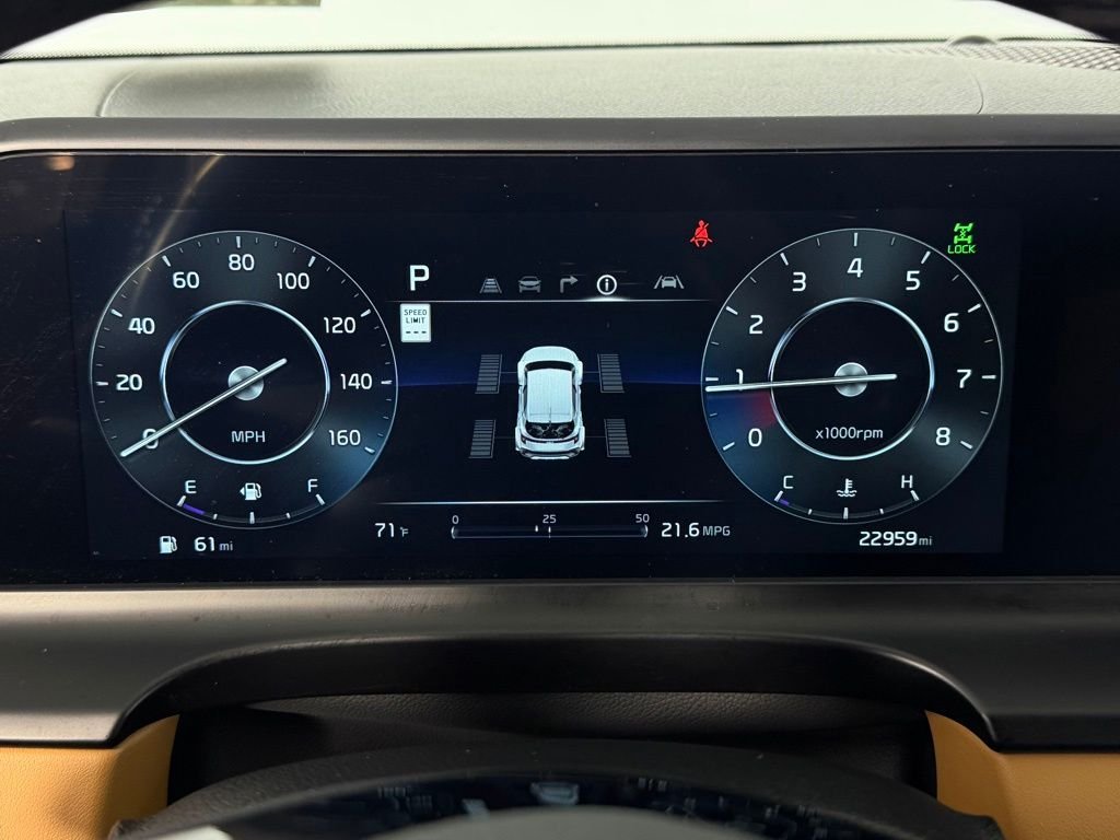 Used 2024 Snow White Pearl Kia SX image 14