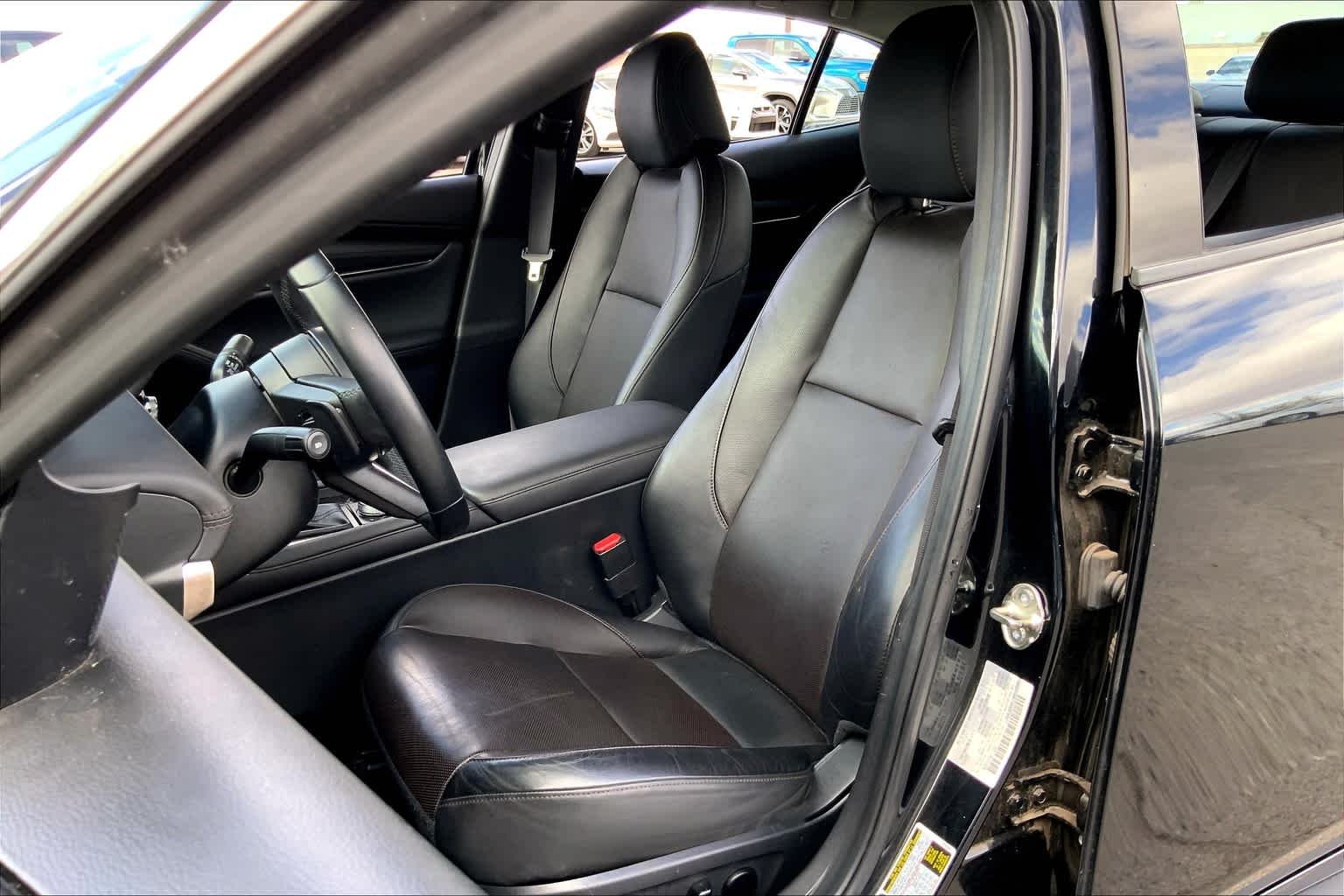 Used 2019 Jet Black Mica Mazda w/Premium Pkg image 7
