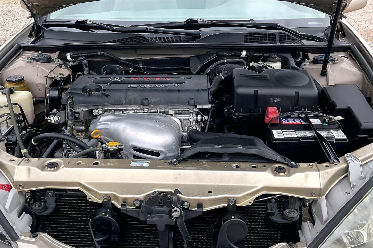 Used 2003 Desert Sand Mica Toyota LE image 30