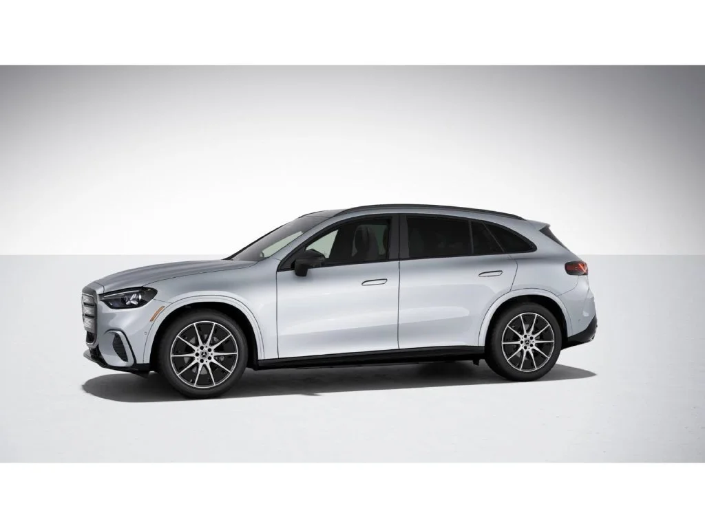 New 2027 Silver Mercedes-Benz GLC 400 image 36