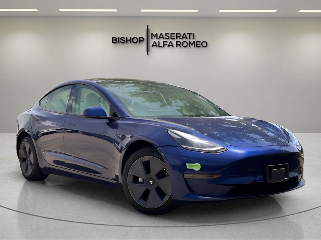2023 Tesla Model 3 -'s photo