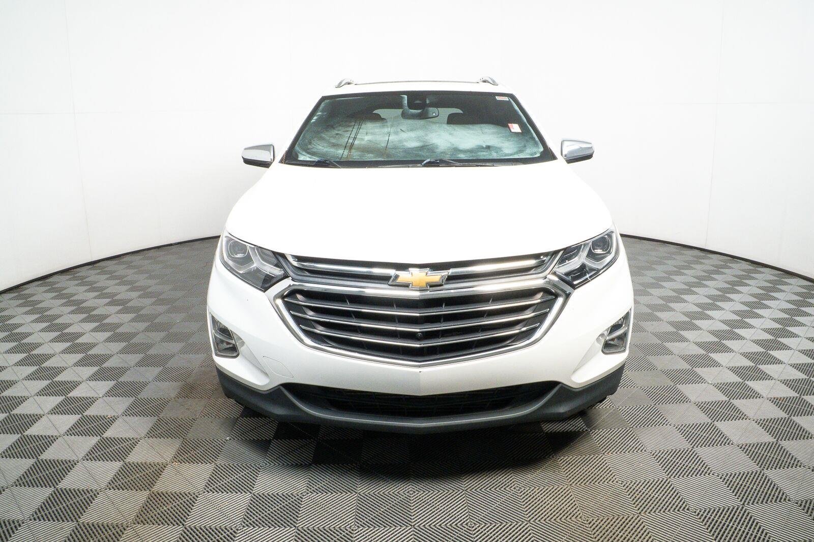 Used 2018 Summit White Chevrolet Premier image 34
