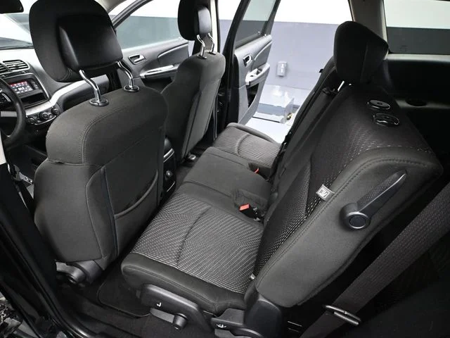 Used 2019 Black Dodge SE image 31