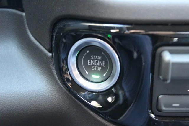 New 2026 White GMC SLT image 21
