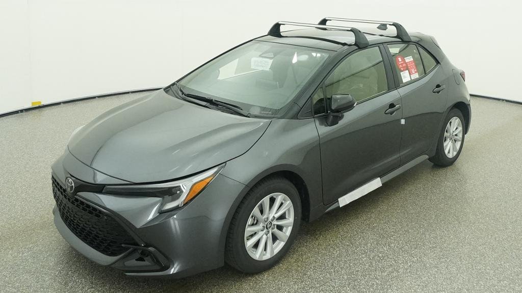 2027 Toyota Corolla Hatchback SE