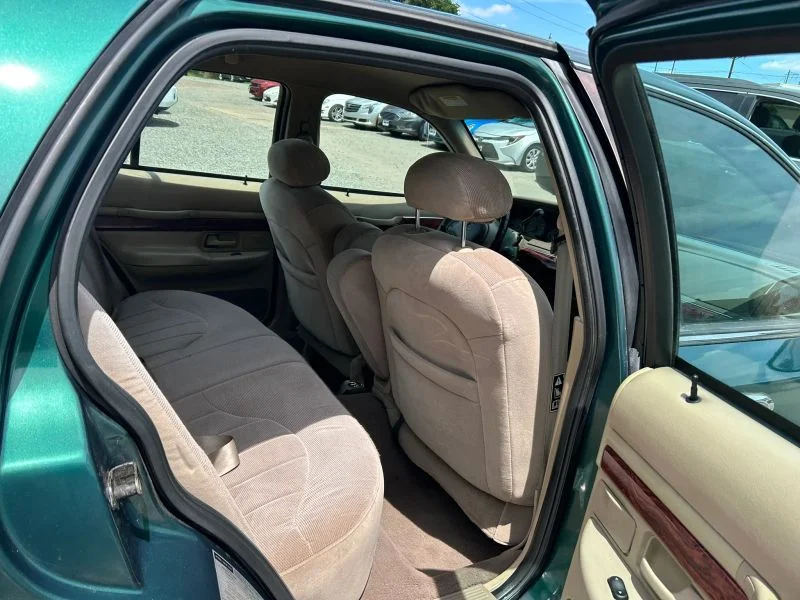 Used 2000 Green Mercury GS Sedan 4D image 23