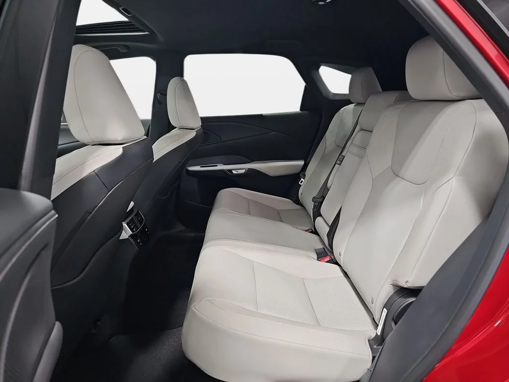 New 2026 Matador Red Mica Lexus PREMIUM image 10