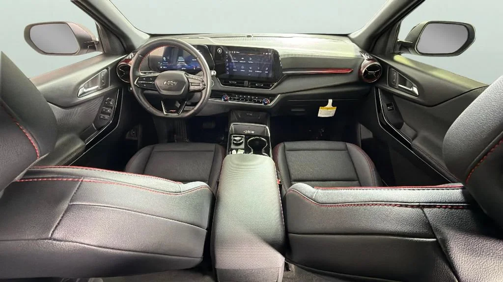 Used 2026 Polar White Tricoat Chevrolet RS image 32