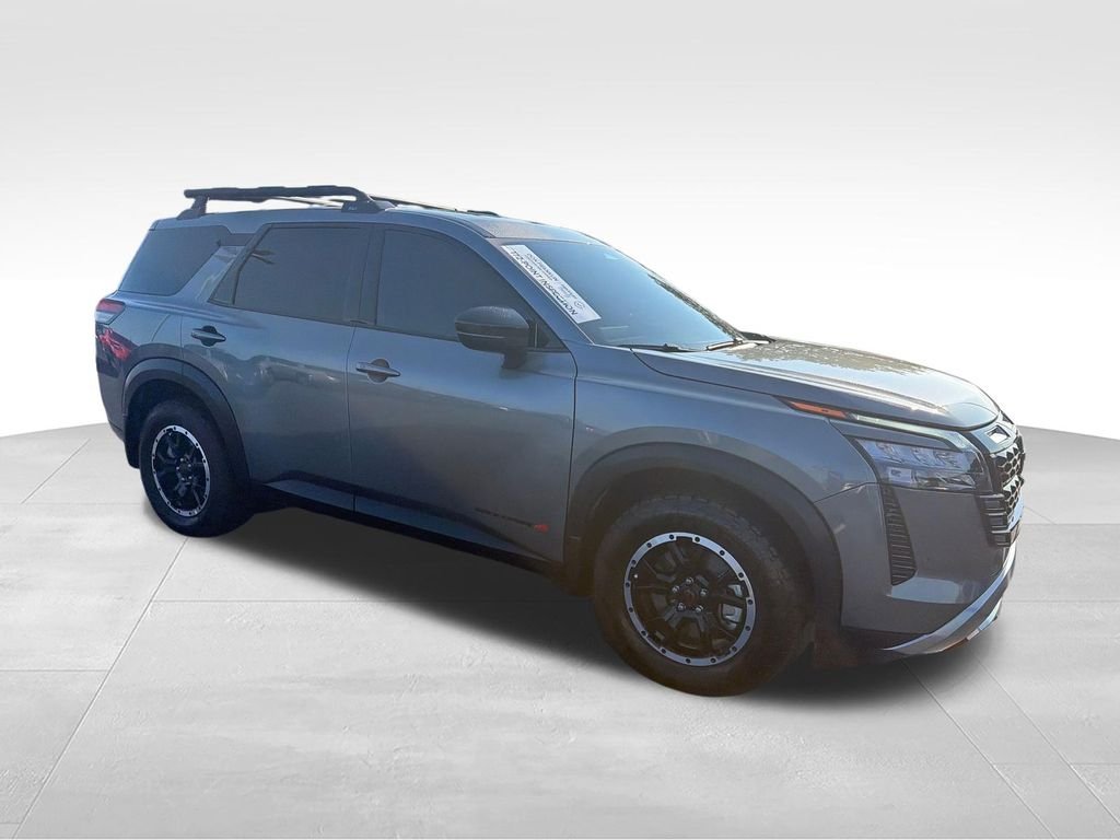 Used 2026 Gray Nissan Rock Creek image 7