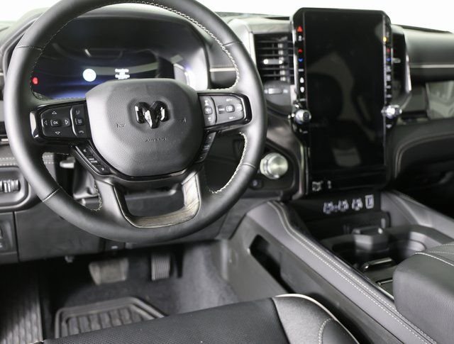 2026 RAM 1500 Limited - Photo 10