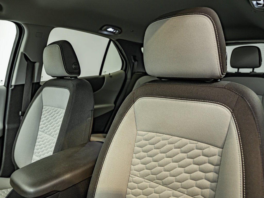 Used 2020 Silver Ice Metallic Chevrolet LT image 33
