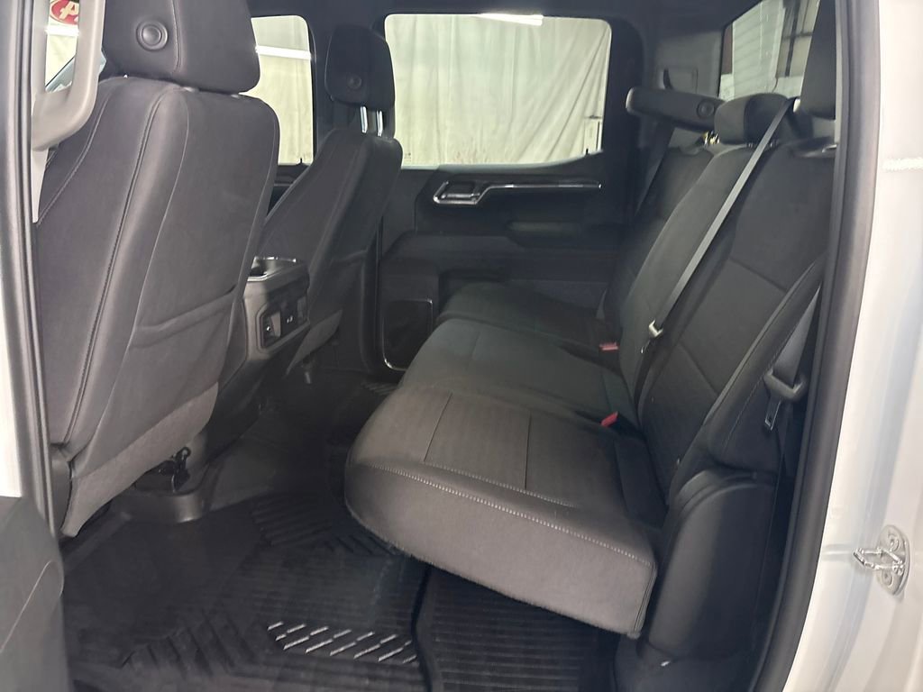 Used 2024 Summit White Chevrolet RST image 27
