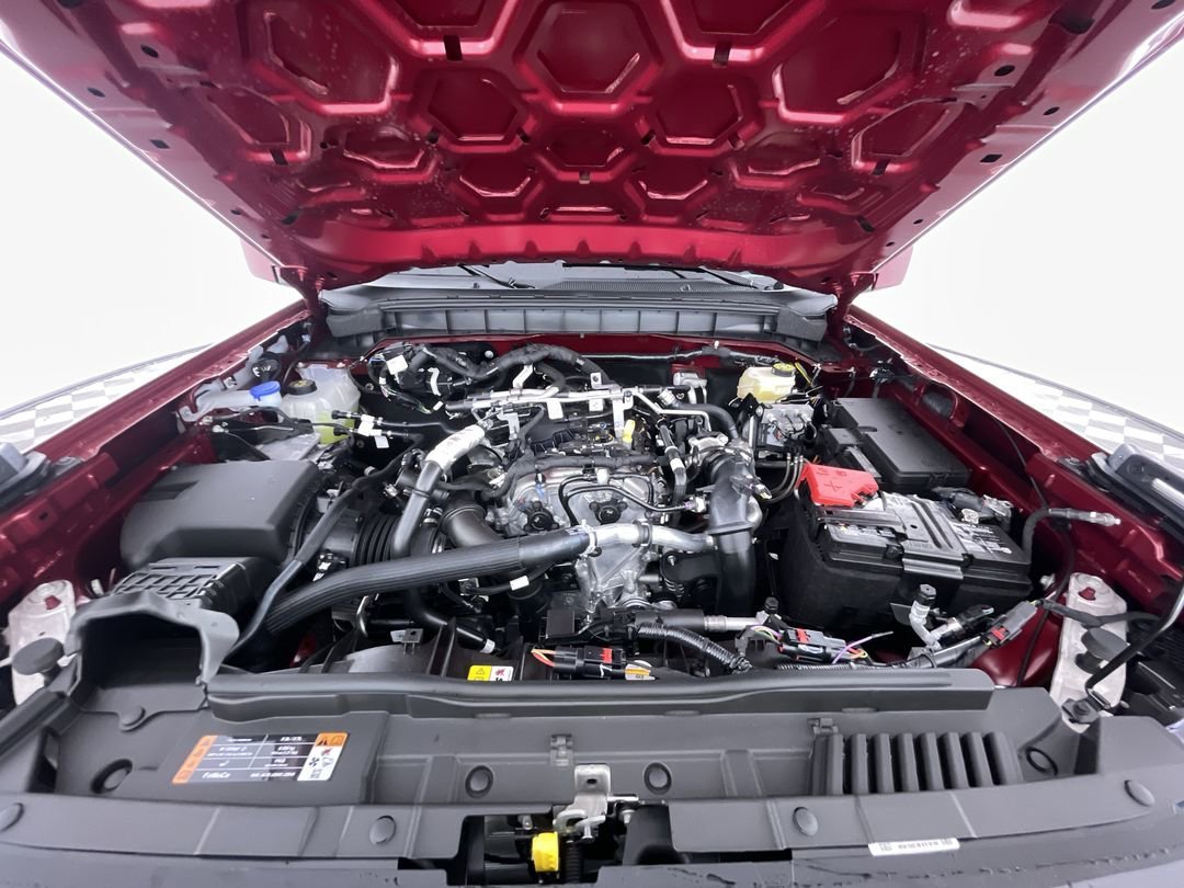 New 2026 Ruby Red Metallic Tinted Clearcoat Ford Outer Banks image 28