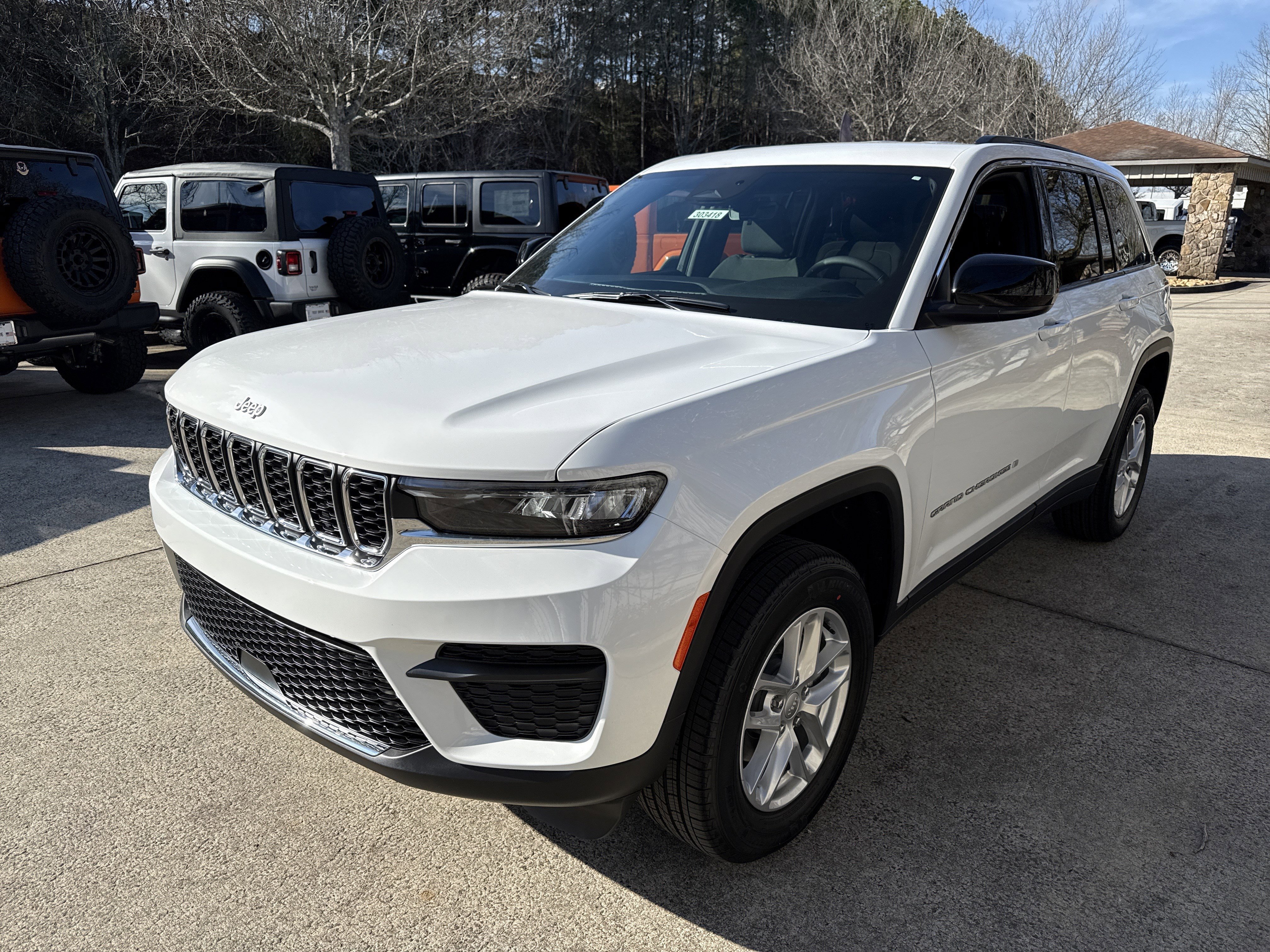 New 2025 Bright White Clearcoat Jeep Laredo image 3