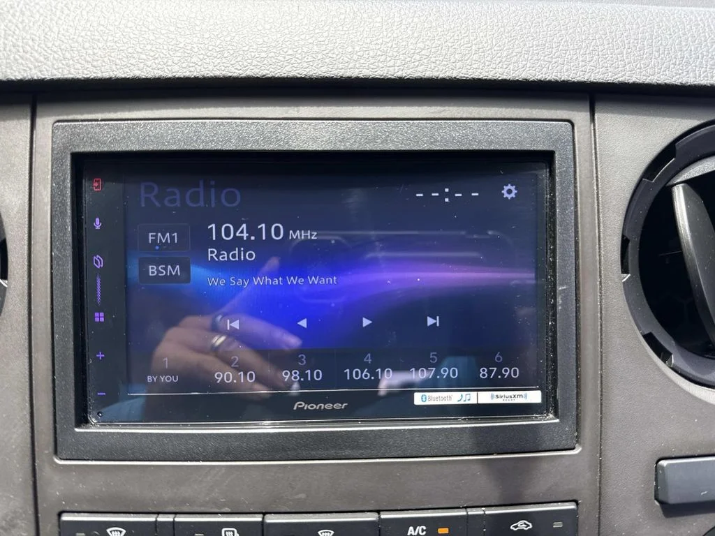 Used 2016 White Ford XL image 31