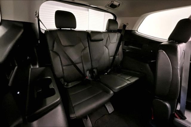 Used 2023 Gravity Gray Kia S image 32