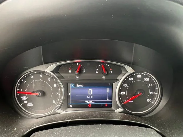Used 2020 Gray GMC SLE image 9