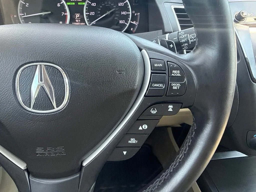 Used 2016  Acura Base image 17