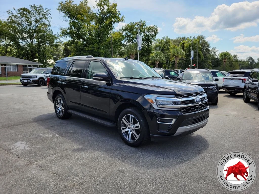Used 2024 Black Ford Limited image 9