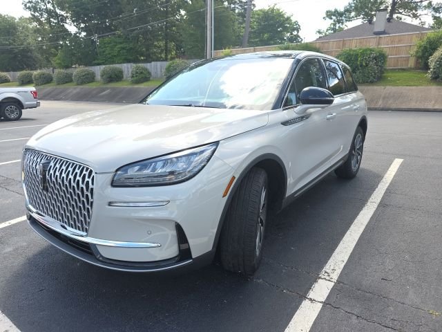 2023 Lincoln Corsair AWD's photo