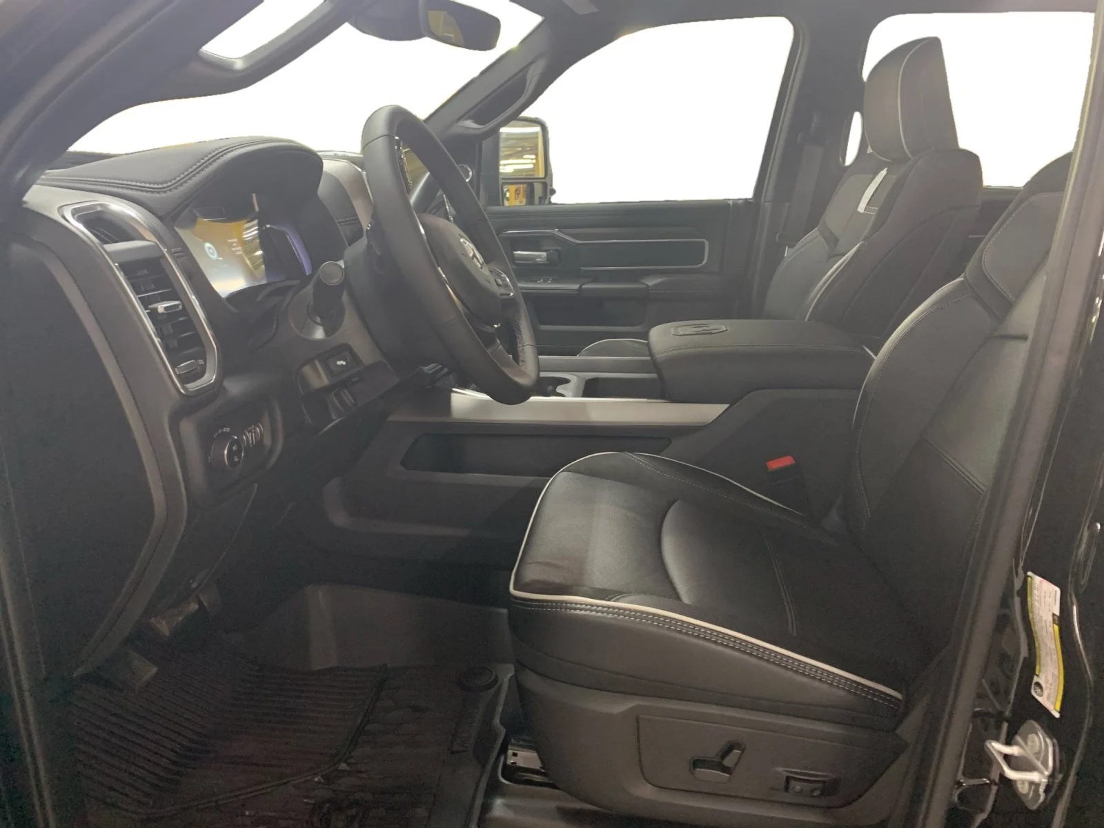 New 2026 Diamond Black Crystal Pearl Ram Laramie image 10