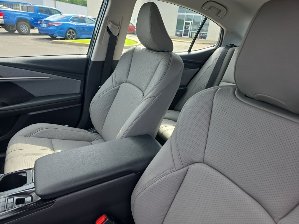 Certified Used 2025  Toyota LE image 10
