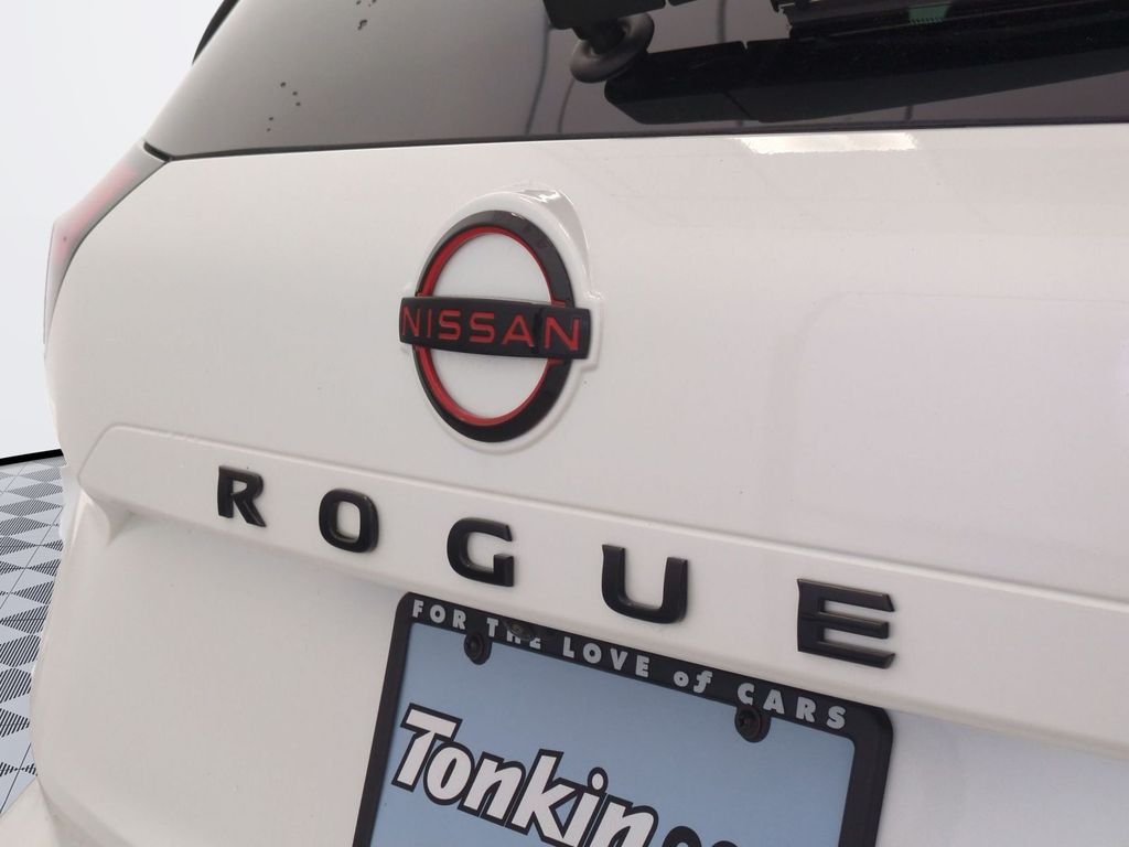 Used 2026 White Nissan Rock Creek image 25