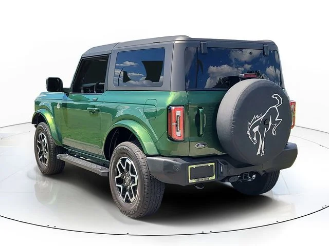 Used 2023 Green Ford Outer Banks image 5