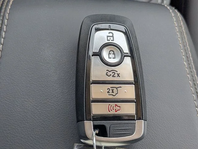 New 2026 Green Ford Premium image 31