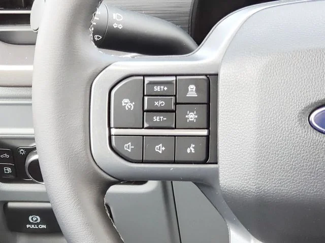 2025 Ford F-150 XLT - Photo 30