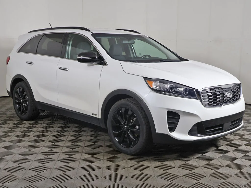 Used 2020 Kia Sorento S with VIN 5XYPGDA52LG694247 for sale in Parma, OH