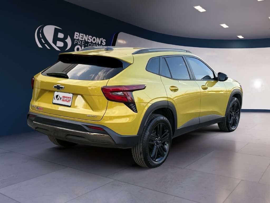 Used 2024 Yellow Chevrolet ACTIV image 5