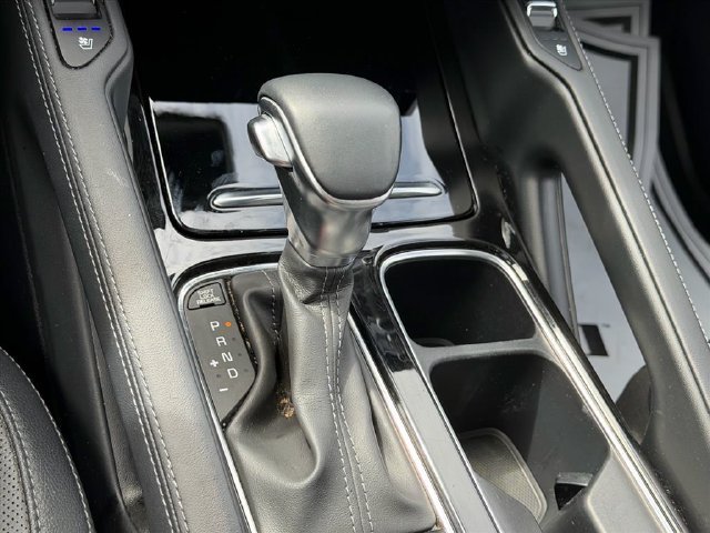 Used 2022 Black Kia EX image 28