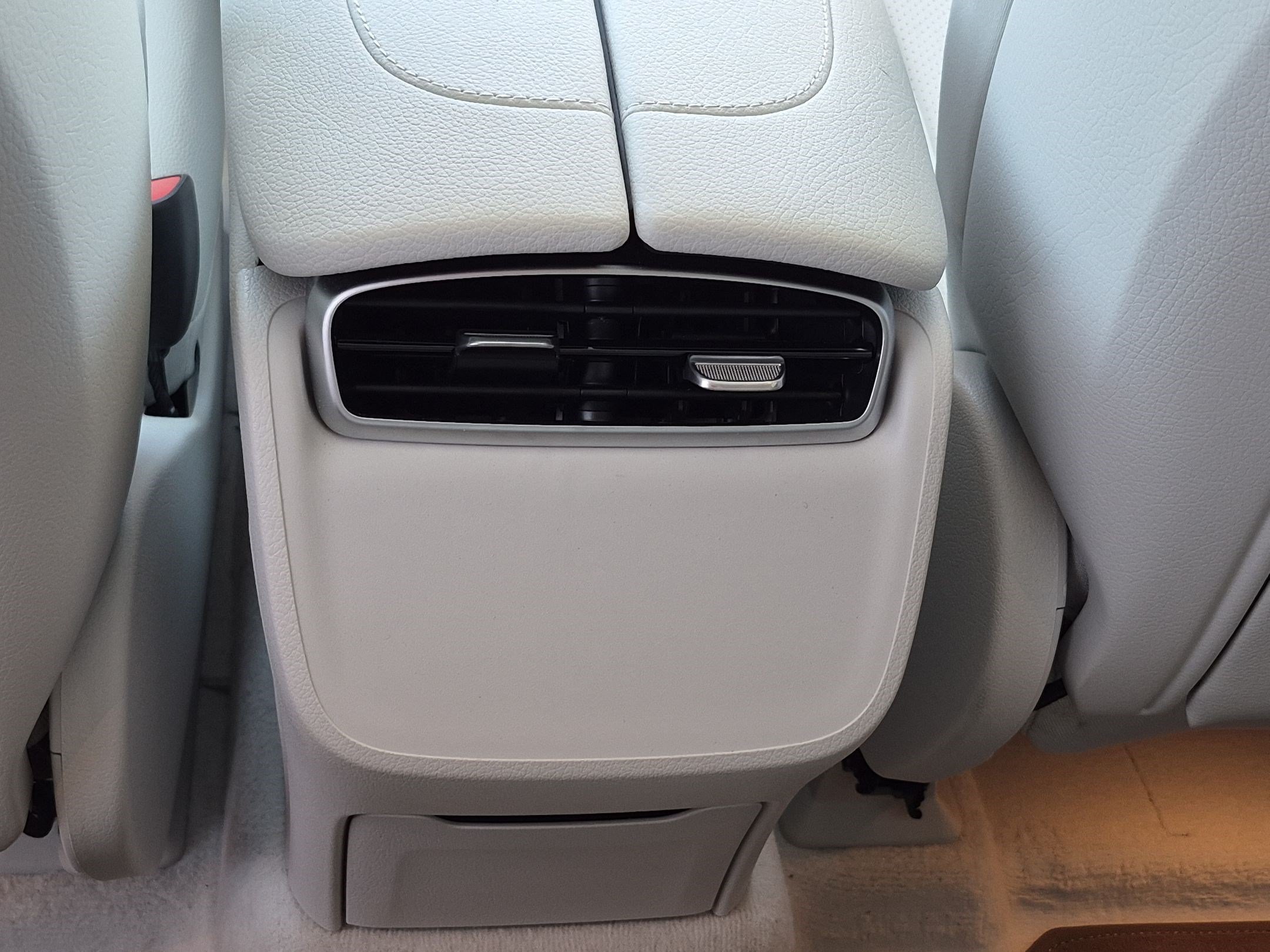Certified Used 2023 MANUFAKTUR Diamond White Metallic Mercedes-Benz EQE 350 image 24