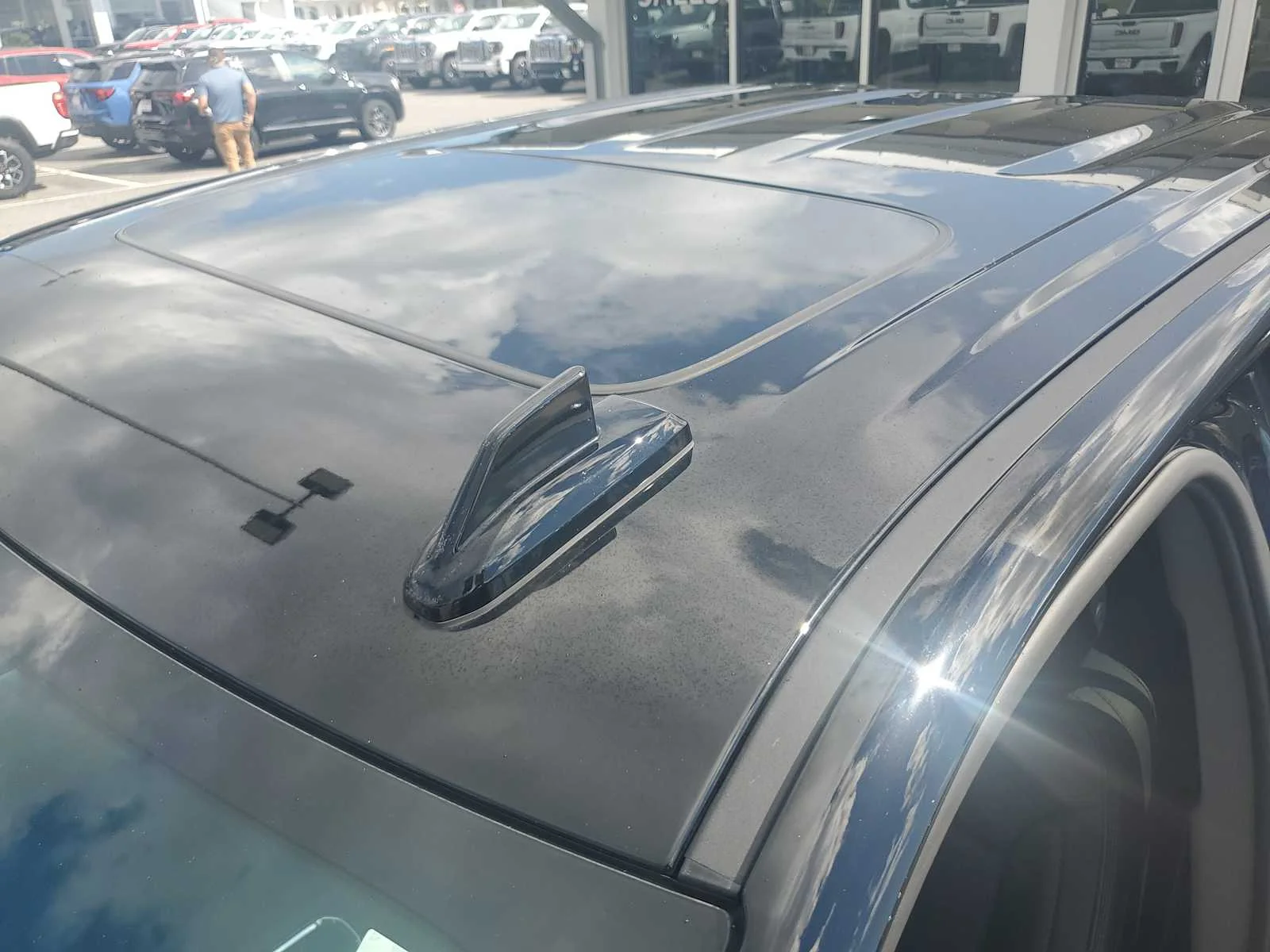 Used 2023 ONYX BLACK GMC Denali image 16