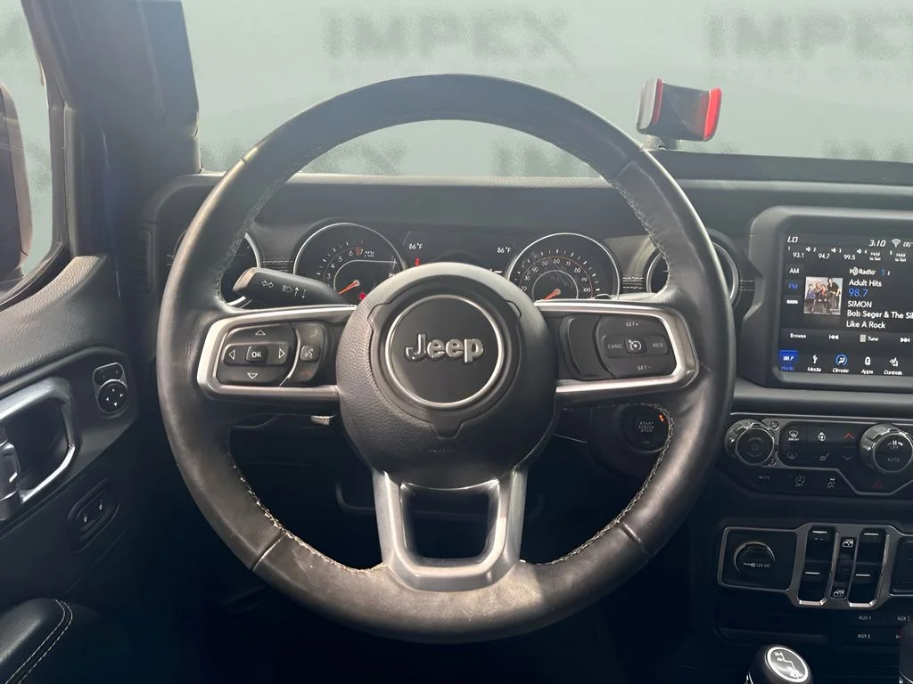 Used 2018 Blue Jeep Unlimited Sahara image 10