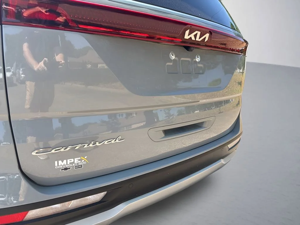 Used 2022  Kia EX image 31