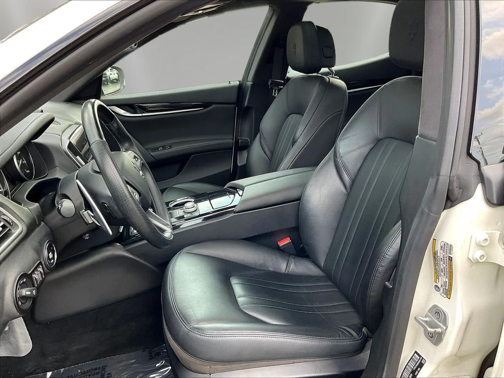 Used 2023 Bianco Maserati Modena Q4 image 20