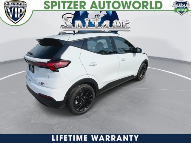 2027 Chevrolet Bolt RS - 7