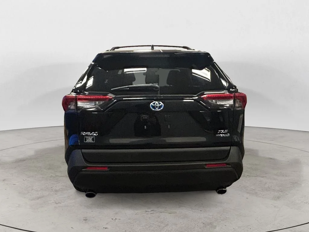 Used 2023 Midnight Black Toyota XLE image 4