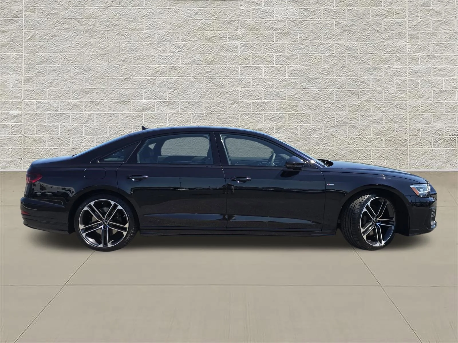 New 2026 Sebring Black Crystal Effect Audi L 55 image 8