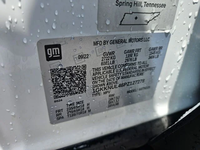 Used 2023 White GMC SLT image 30