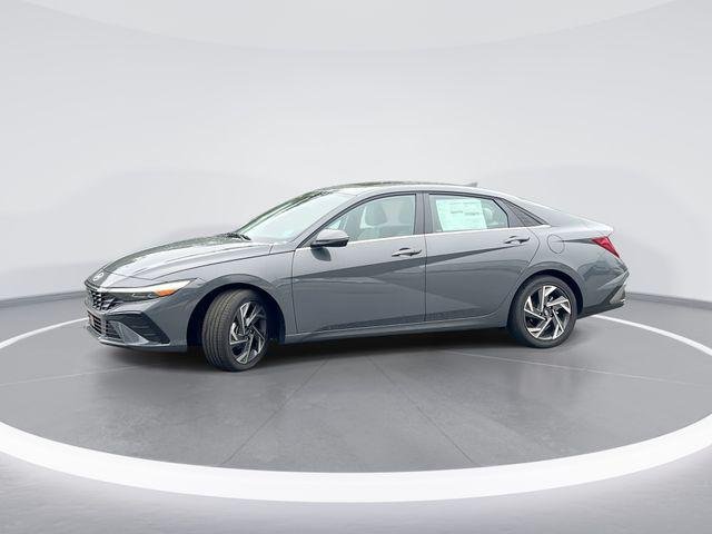 2026 Hyundai Elantra 2.0 Limited IVT's photo