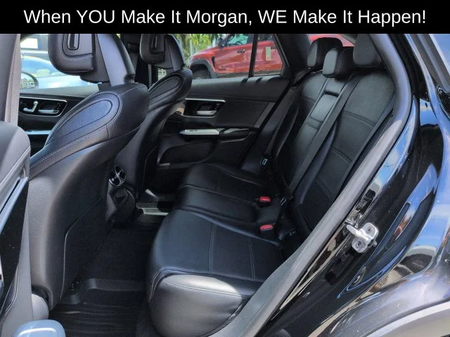 Used 2024  Mercedes-Benz GLC 300 image 16