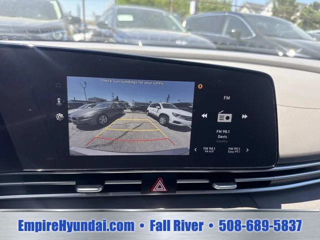 Used 2023  Hyundai SEL image 20