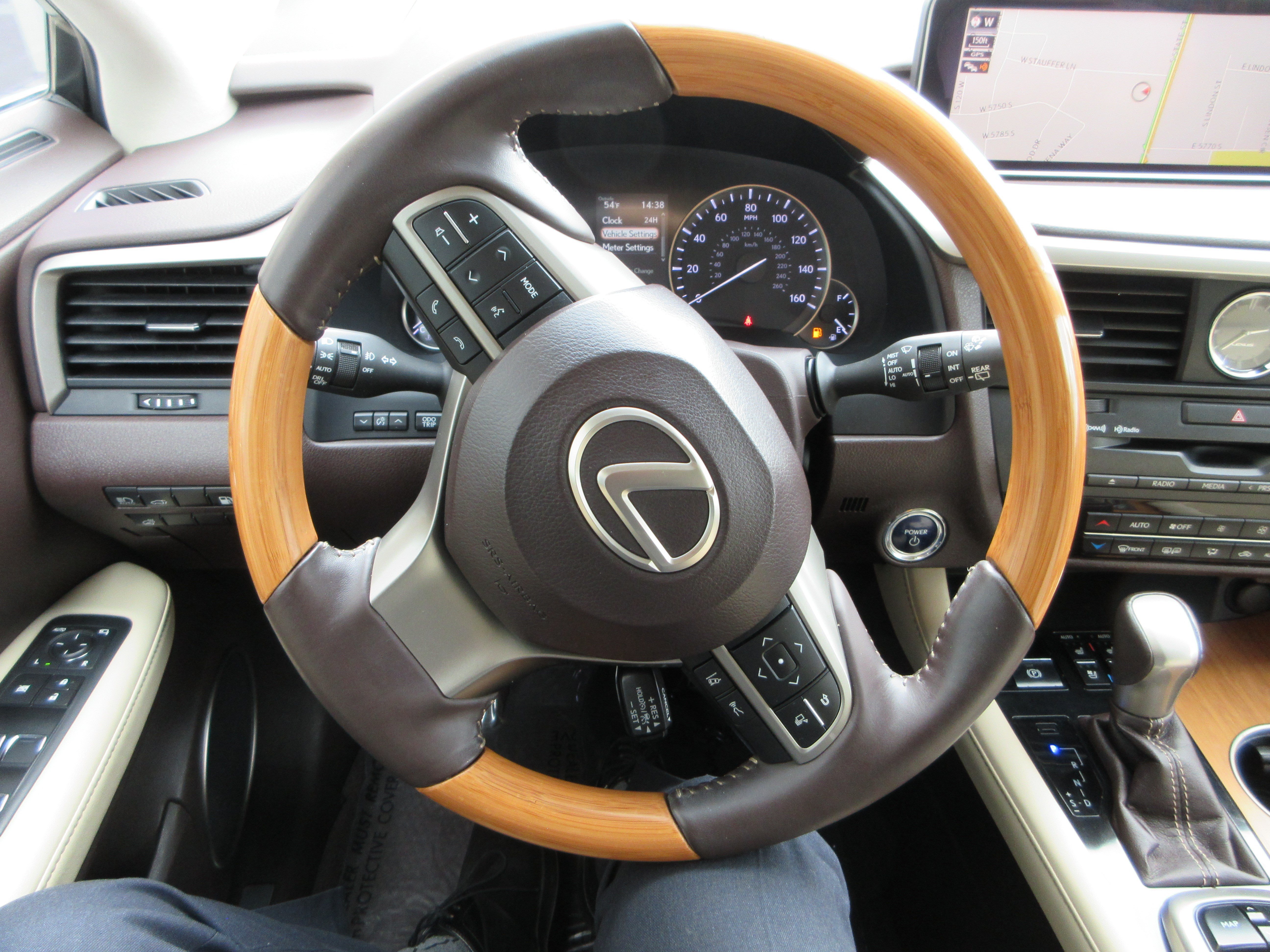 Used 2016 Nebula Gray Pearl Lexus 450h image 37