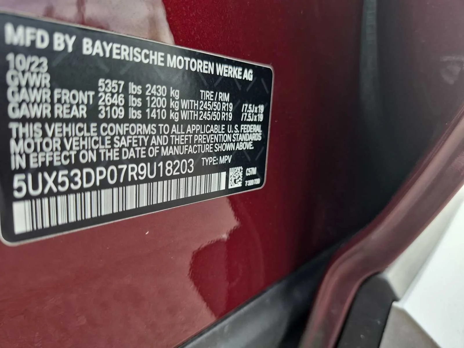 Certified Used 2024 Aventurin Red Metallic BMW xDrive30i image 37