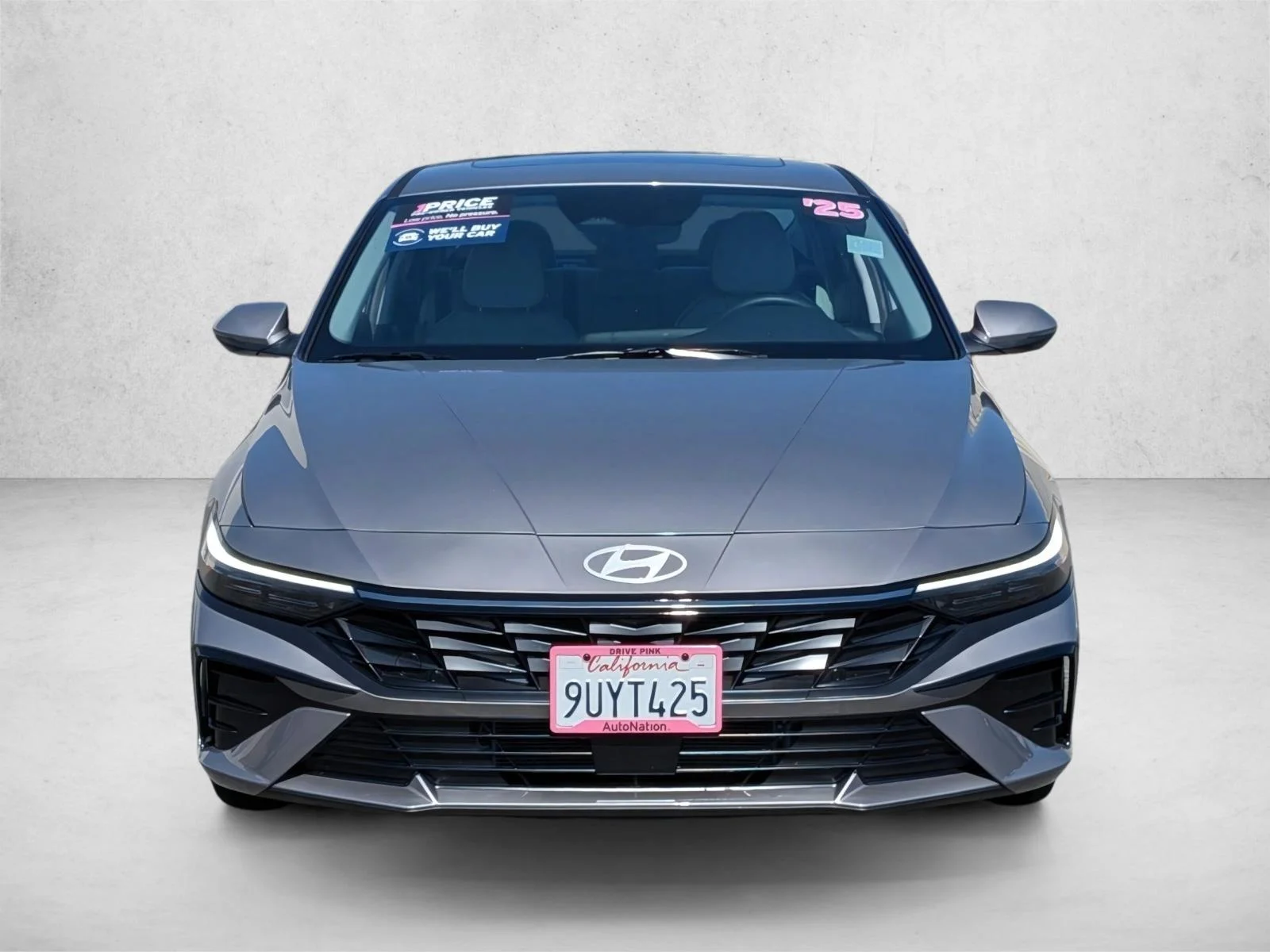 Used 2025 Fluid Metal Hyundai Limited image 2