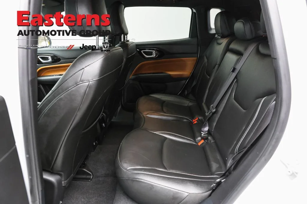 Used 2025 White Jeep Limited image 20