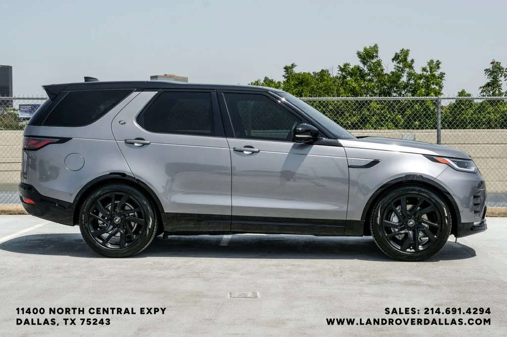 Used 2025 Eiger Gray Metallic Land Rover Dynamic SE image 5